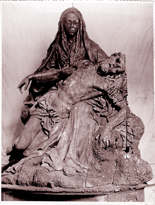 Piedad quemada copia.jpg (202362 bytes)